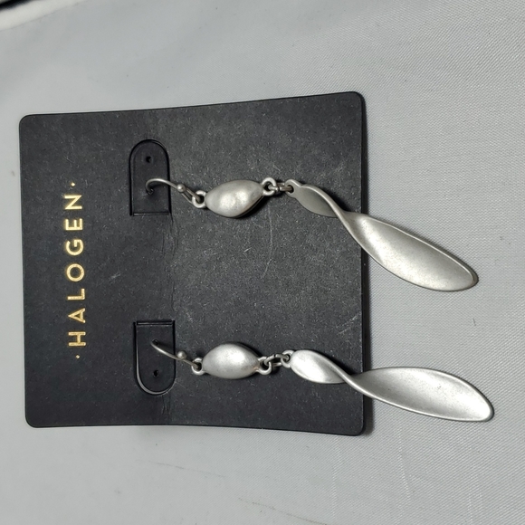 Halogen silver twisted dangle earrings - Picture 3 of 3